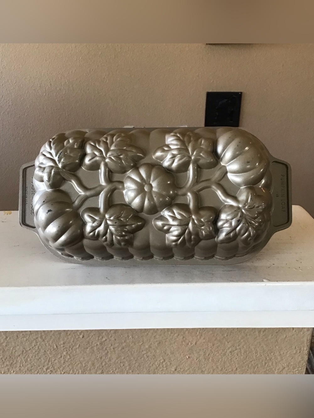 Nordic Ware Pumpkin Loaf Gold Cake Pan 1 Lb